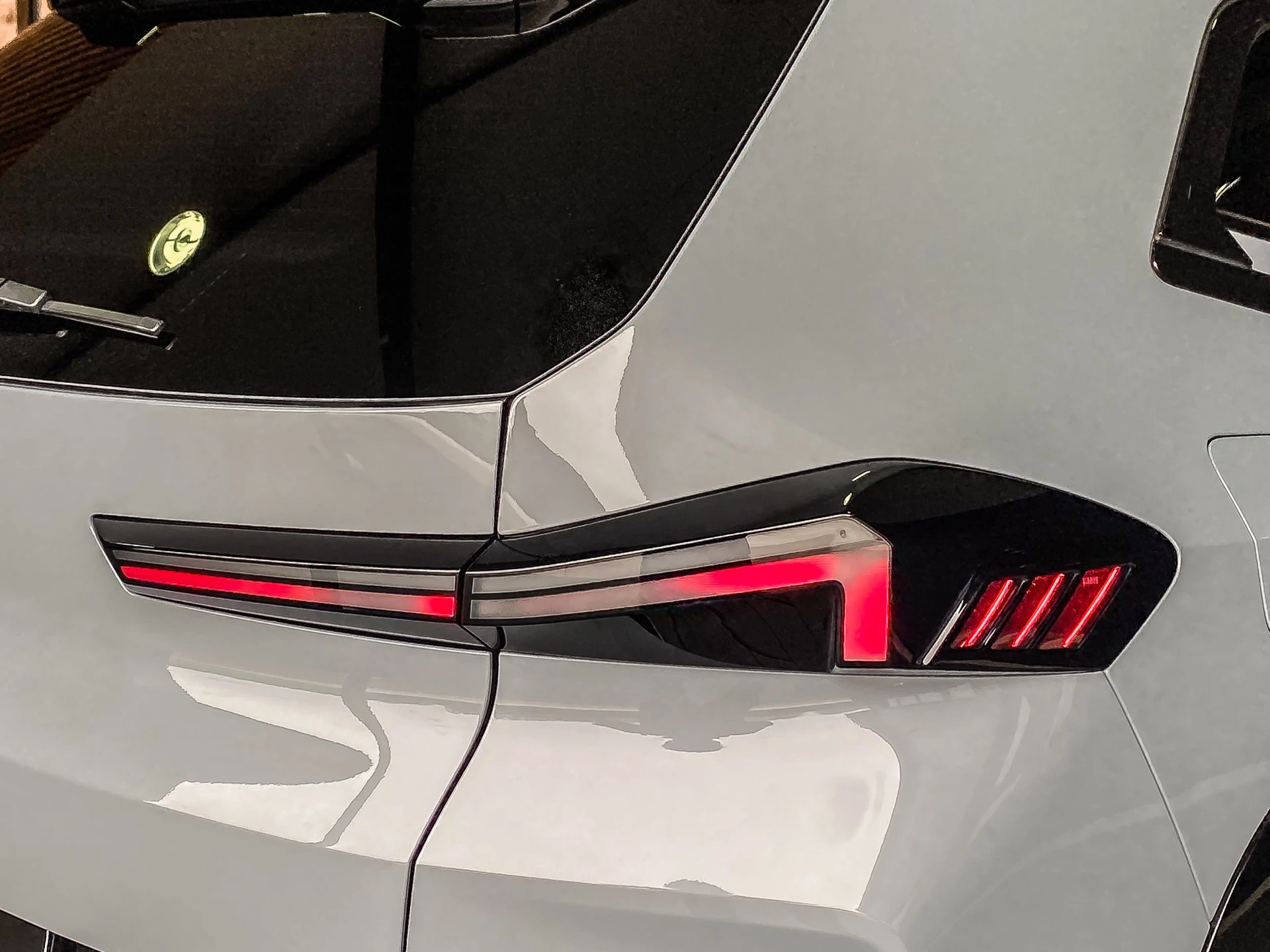 BMW XM 2023 - 748PK V8 PHEV Label Red 30 kWh afbeelding 51