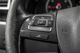 Volkswagen Transporter 2013 - 2.0 TDI L2H1 | 140 PK | 5-Zits | Cruise | Airco | Trekhaak afbeelding 17