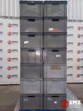 Diversen N/A - Occ lot van 28 plastieken bakken изображение 3
