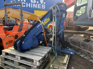 Amco Veba 2010 - v806NM2S image 3 thumbnail