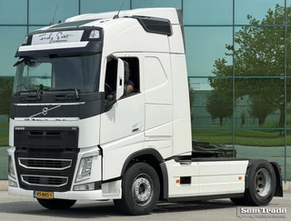 Volvo FH 2016 - 13.460 EURO 6 ONLY 766.000 KM FULL SPOILER 2X TANKS HOLLAND-TRUCK te koop