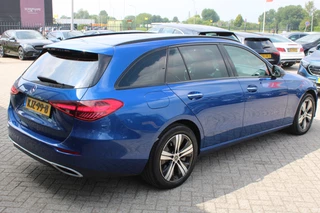 Mercedes-Benz C-Class 2022 - Estate 300e Luxury Line MEMORY DISTRONIC 360-CAMERA CARPLAY SFEER 17'' image 6