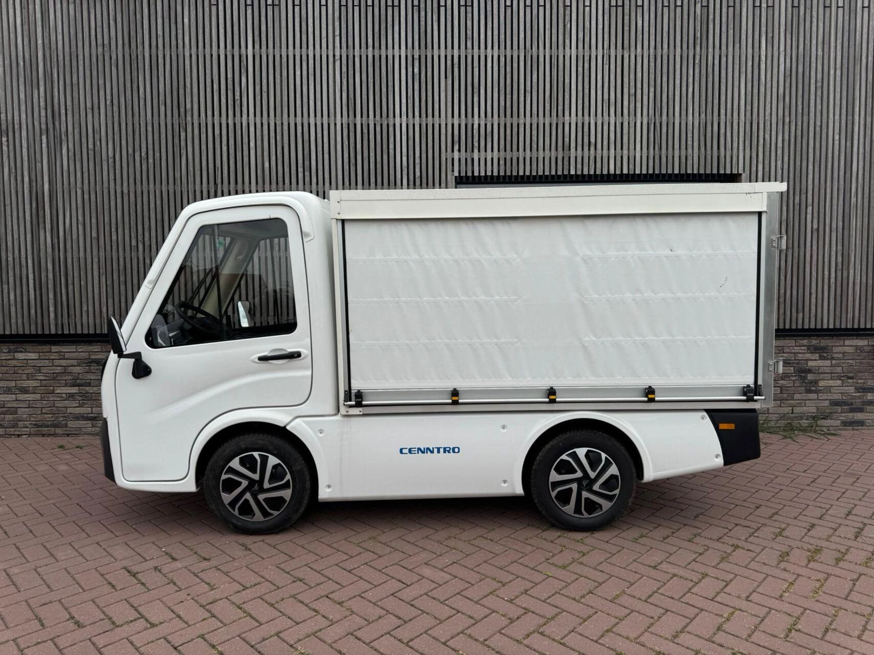 Cenntro Metro 2019 - C500 | Rolzeilen box | Lithium | Range 180 km afbeelding 1