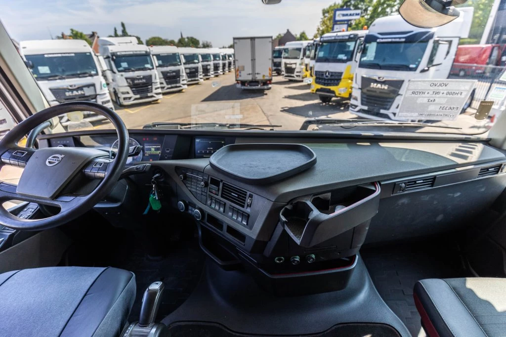 Volvo FH 2017 - 500 + INTARDER + HYDR. afbeelding 9