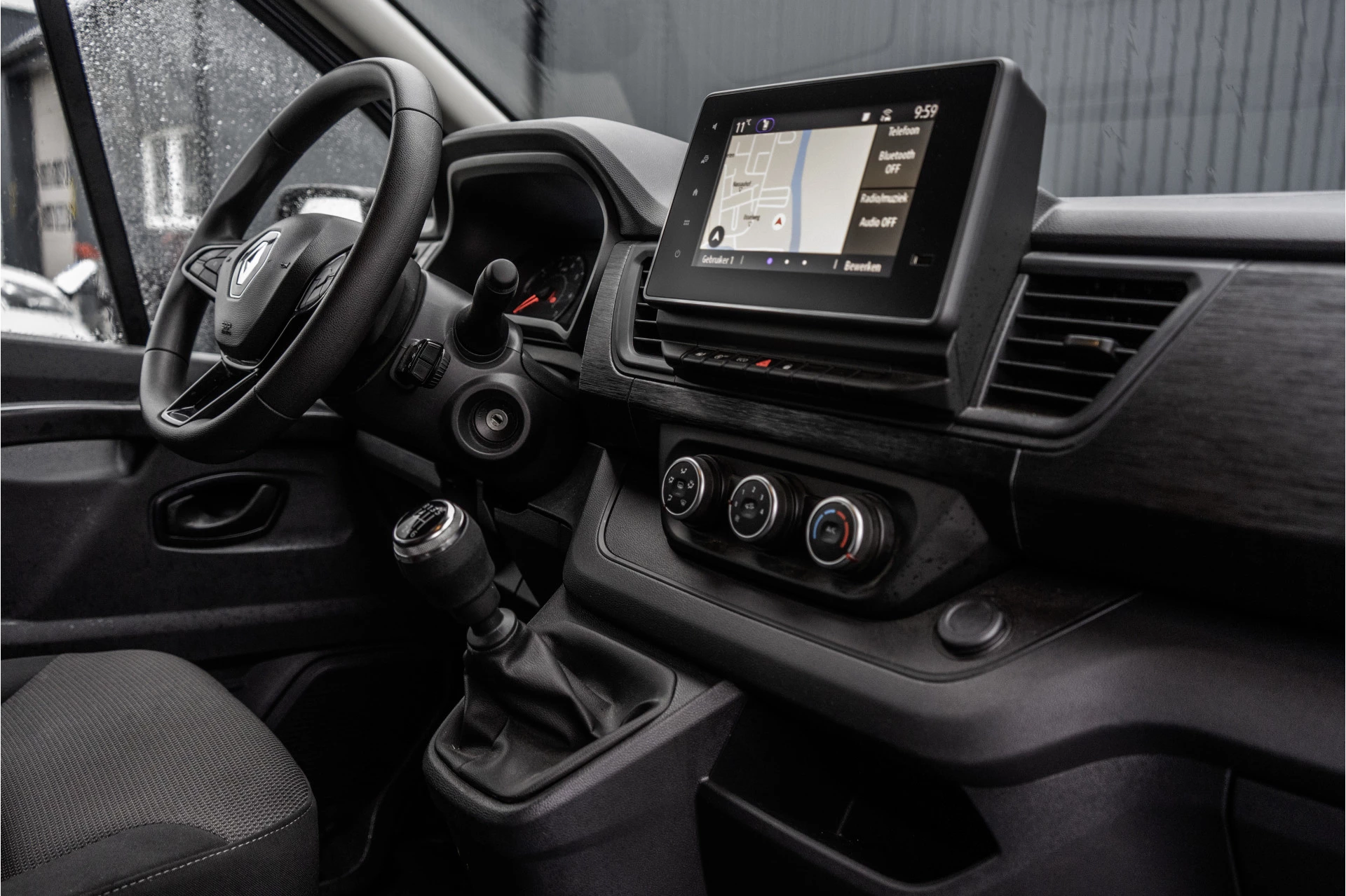 Renault Trafic 2024 - dCi 150PK | L2H1 | 9-Zits | LED | Navigatie | Cruise | Airco | PDC | Euro 6 Bild 2