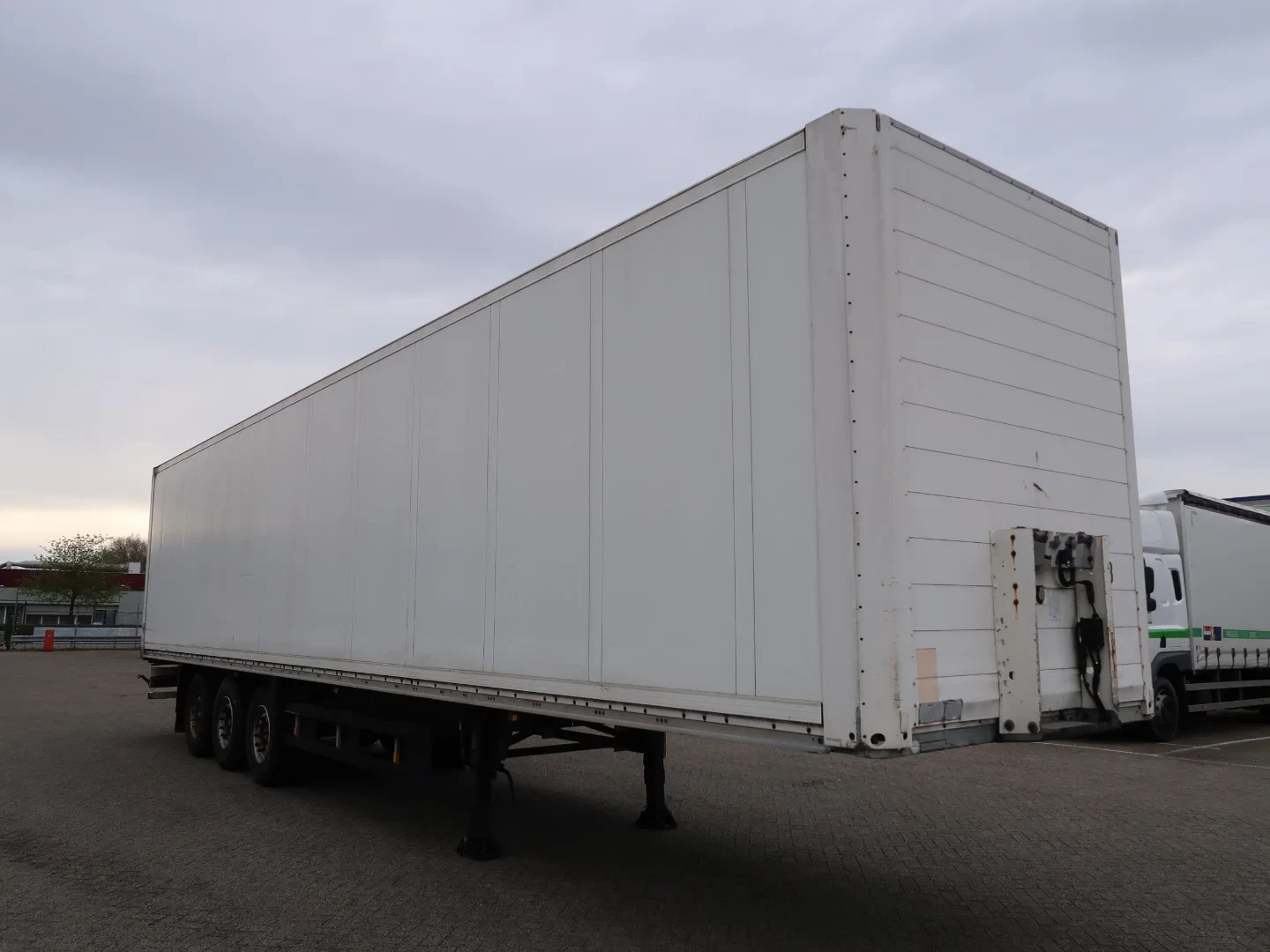 Schmitz Cargobull SKO 24/L-13.62 FP25 EXPRESS-2 2009 - SKO 24, 3 Achsen, Disc Brakes, NL Trailer, TOP! afbeelding 4
