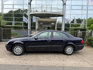 Mercedes-Benz E-Class 2004 - 200 K. Elegance /automaat/ leer/navi/trekhaak image 2 thumbnail