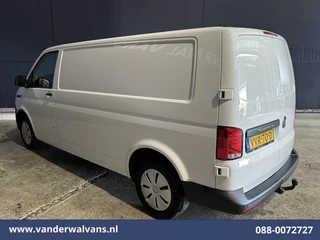 Volkswagen Transporter 2023 - 2.0 TDI L2H1 Euro6 Airco | Navigatie | Apple Carplay | Android Auto | Trekhaak изображение 2