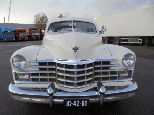 Cadillac Fleetwood 1947 - sedan imagen 2