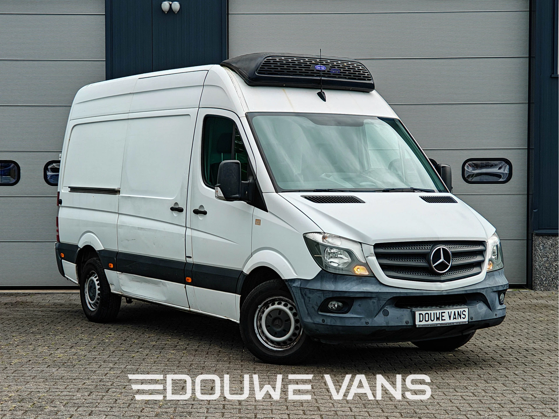 Mercedes-Benz Sprinter 2016 - L2H2 Euro6 Koelwagen Airco Stoelverwarming Dag en Nacht Koeling Carrier afbeelding 1