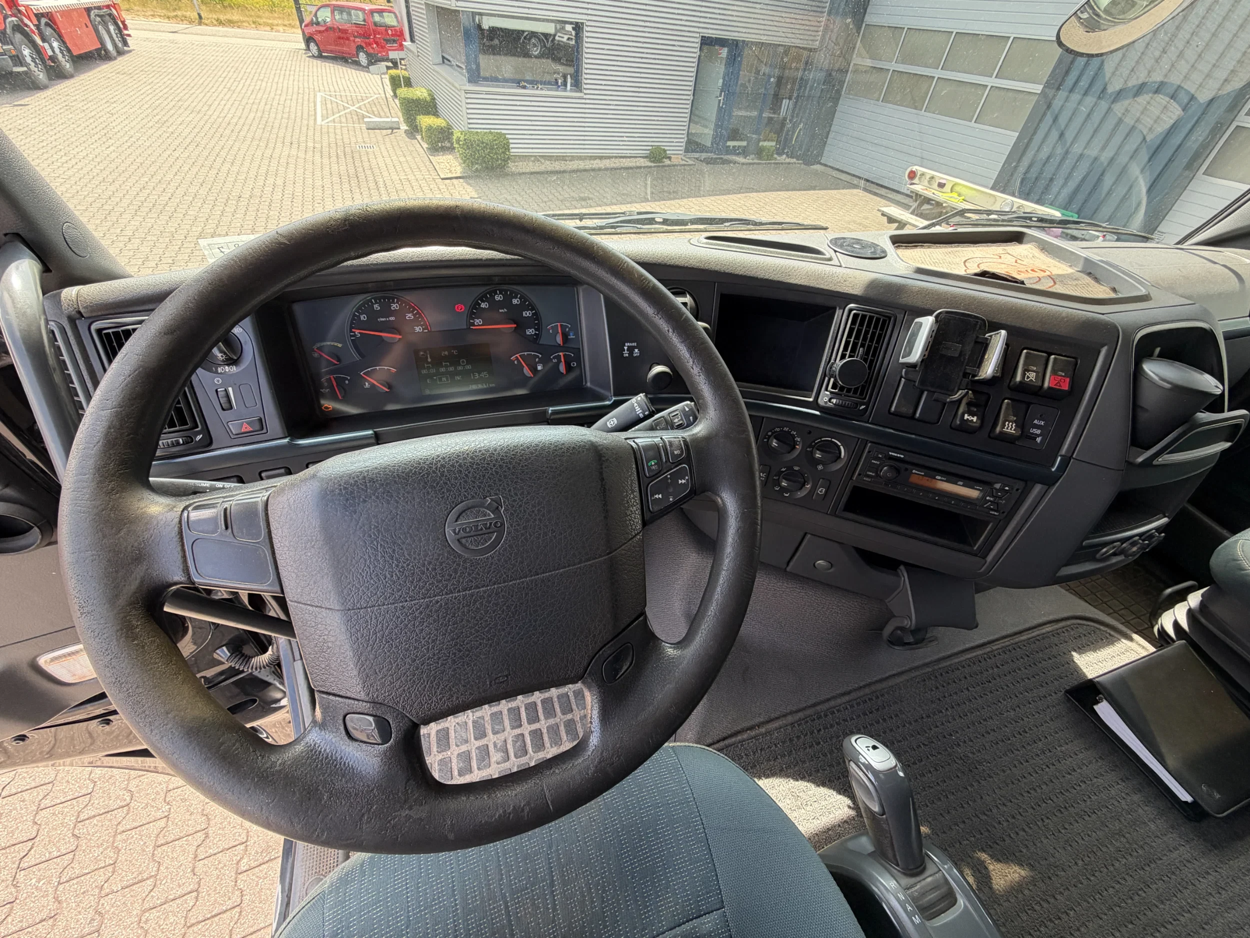 Volvo FH 2012 - 460 Globe XL *748 TKM* Euro 5 EEV 2 Tank afbeelding 17