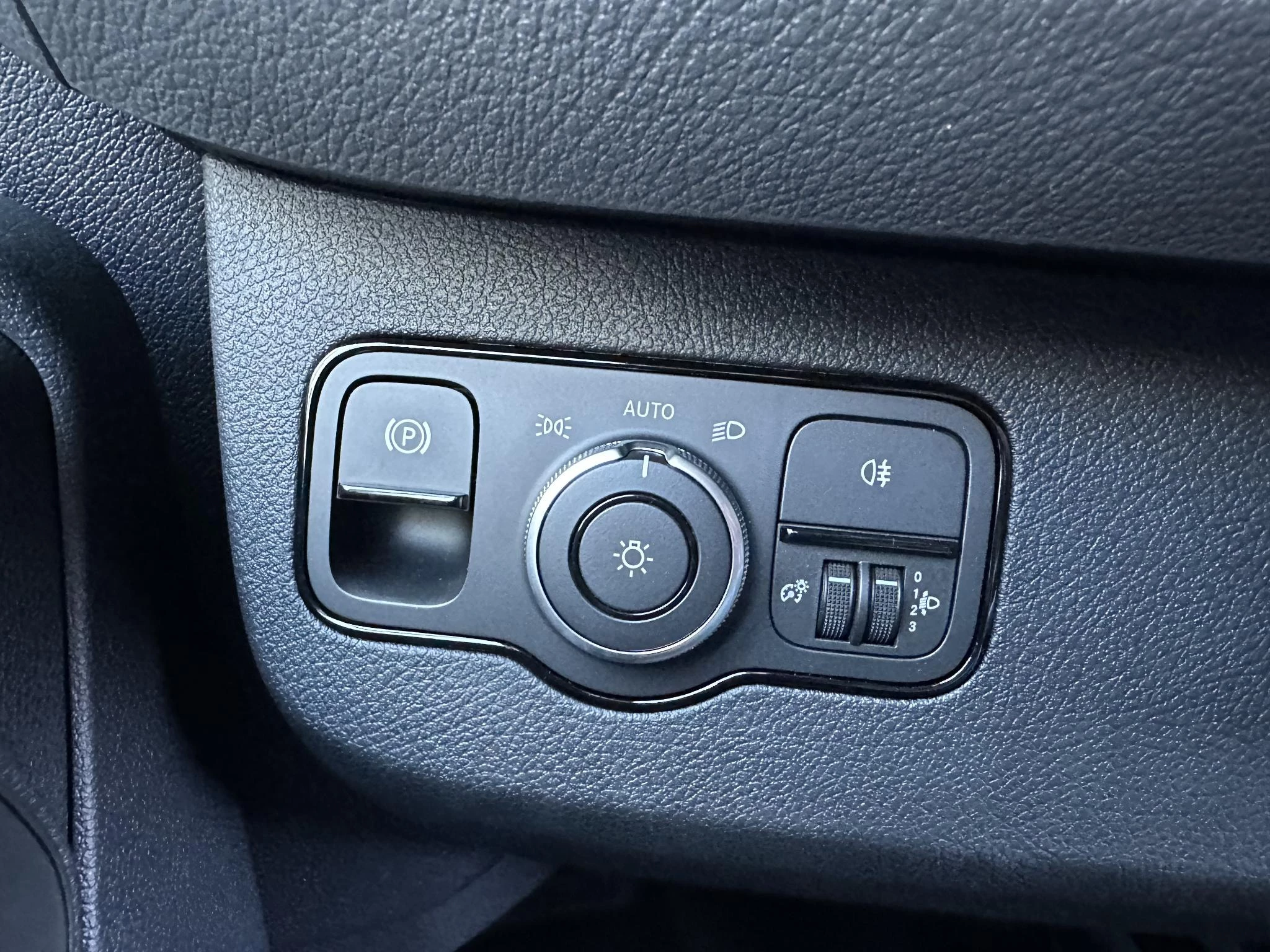 Mercedes-Benz eSprinter 2024 - 314 L3H2 Maxi 56kWh image 15