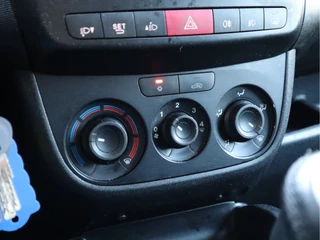 Opel Combo 2017 - 1.3 CDTi Euro 6 - Airco - Trekhaak - Stoelverwarming obrazek 13