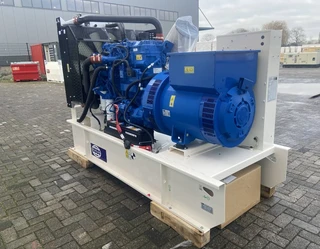 FG Wilson 2026 - P250-5 - 250 kVA Open Genset - DPX-16013-O image 2 miniature