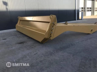 Cat N/A 2026 - 735C immagine 8