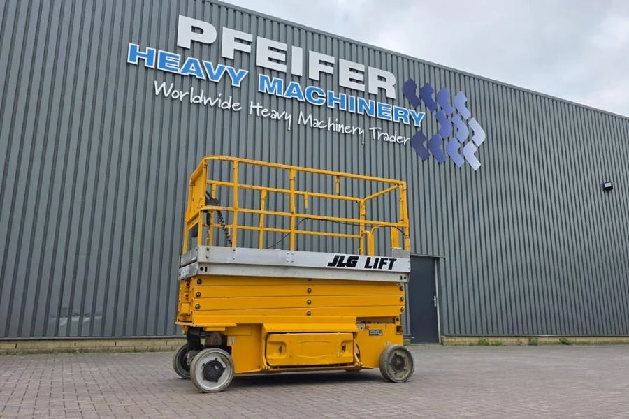 JLG 2011 - 3246ES Electric, 11.7m Working Height, 320kg Capac immagine 1