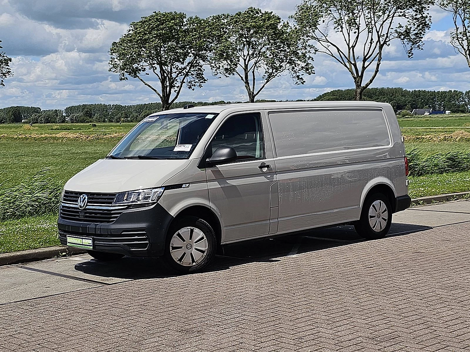 Volkswagen Transporter 2024 - 2.0 TDI imagem 2