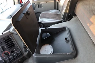 Volvo FL 7.260 1997 - FL7.260  42T - 1997 - Globetrotter rooftop image 20