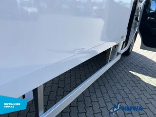 Renault Master 2022 - T35 145 Laadklep + Bluetooth изображение 20
