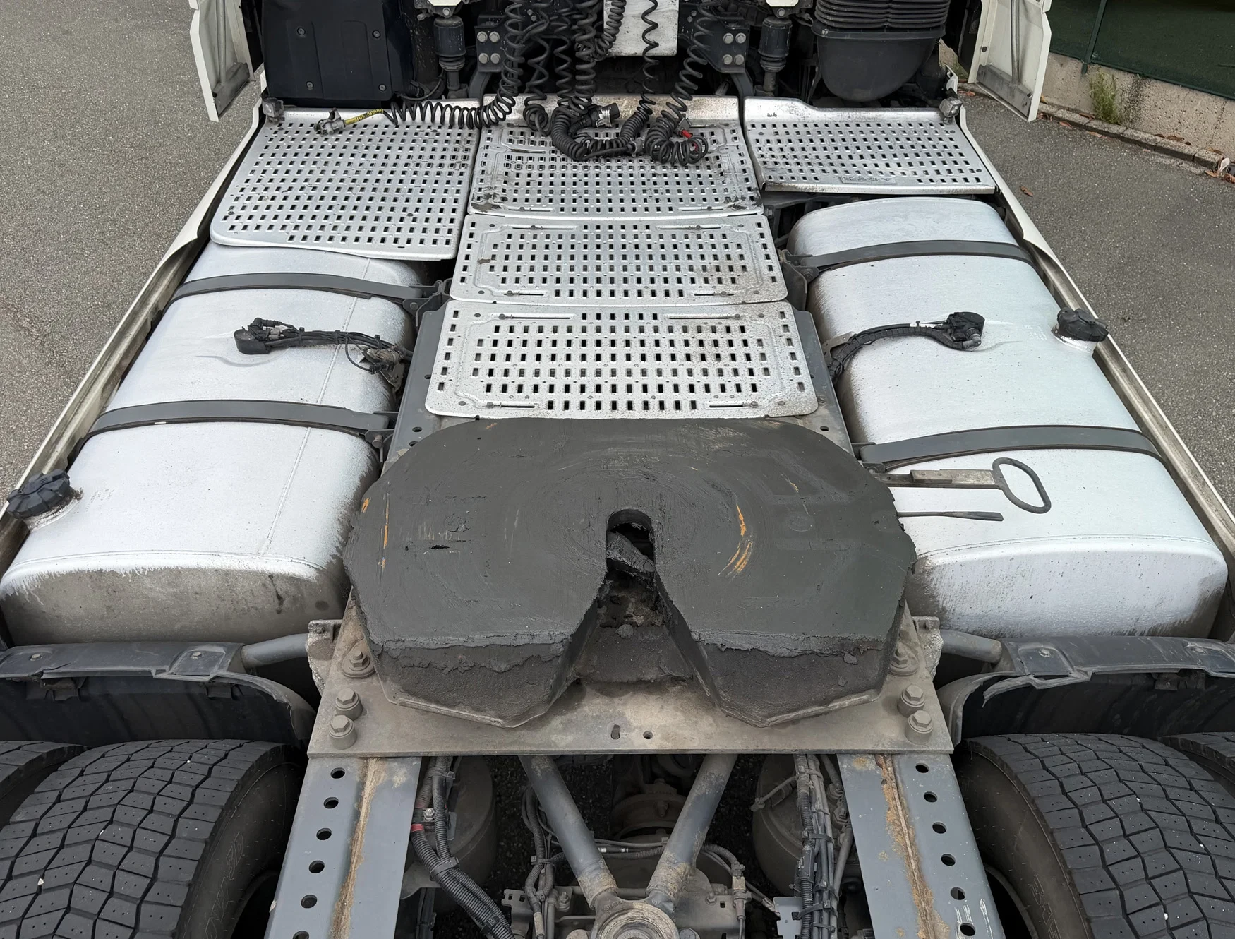 DAF XF480 2018 - FT SSC 2X TANKS PARK AIRCO ONLY 732.000 KM 2-PIECES AVAILABLE NL TRUCKS afbeelding 20
