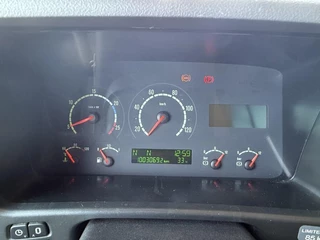 Scania T 2005 - 380 imagen 9