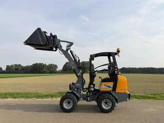 Giant G1500 minishovel / kniklader NIEUW (vast dak, hoge giek) 2026 te koop