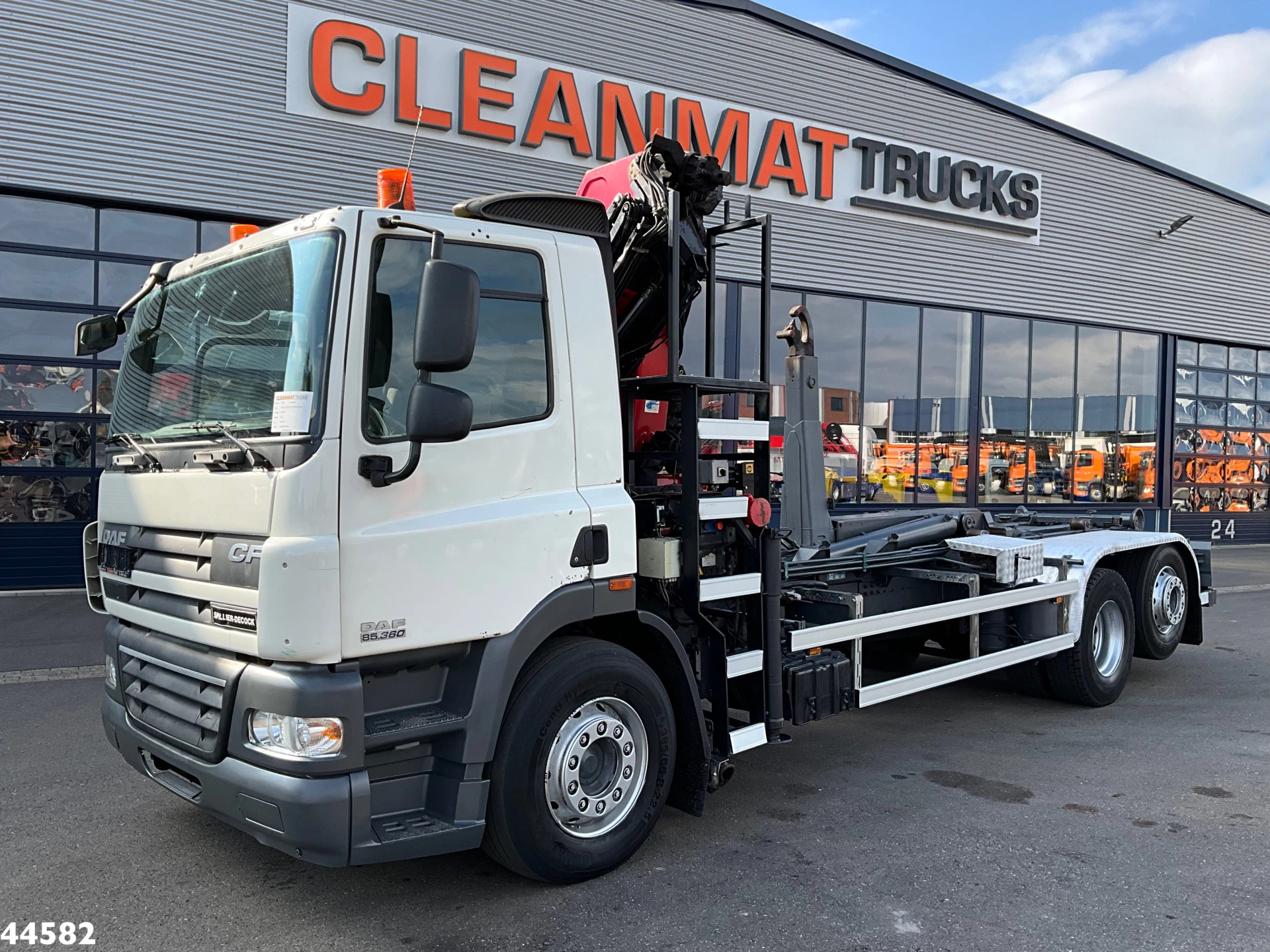 DAF 85 2008 - FAN CF 360 HMF 20 Tonmeter laadkraan afbeelding 2