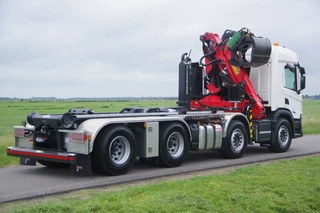 Scania P 2026 - P460 8x4 WSG 43-ton met Palfinger Q200Z95TR epsilon kraan en 30-tons VDL haakarm immagine 2