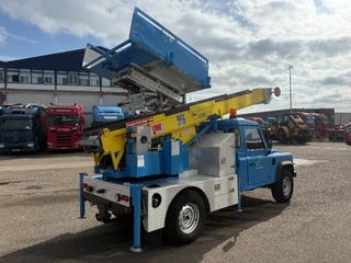 Land Rover Defender 2012 - DEFENDER170 4X4 KLAAS verhuislift 21 meter imagem 6