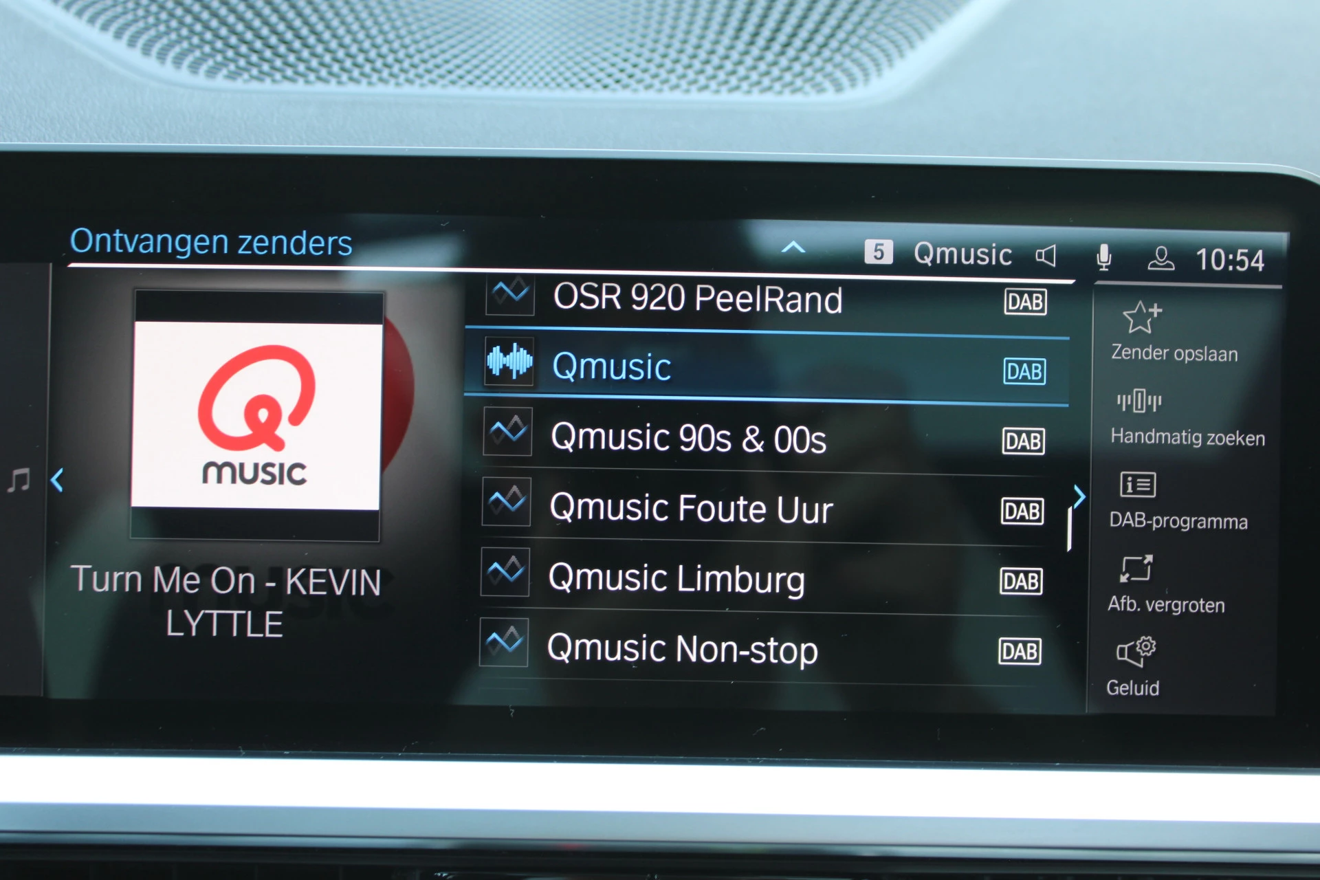 BMW 3 Series 2022 - Touring 330e High Executive M-SPORT PANORAMADAK MEMORY KEY-LESS CAMERA CARPLAY immagine 34