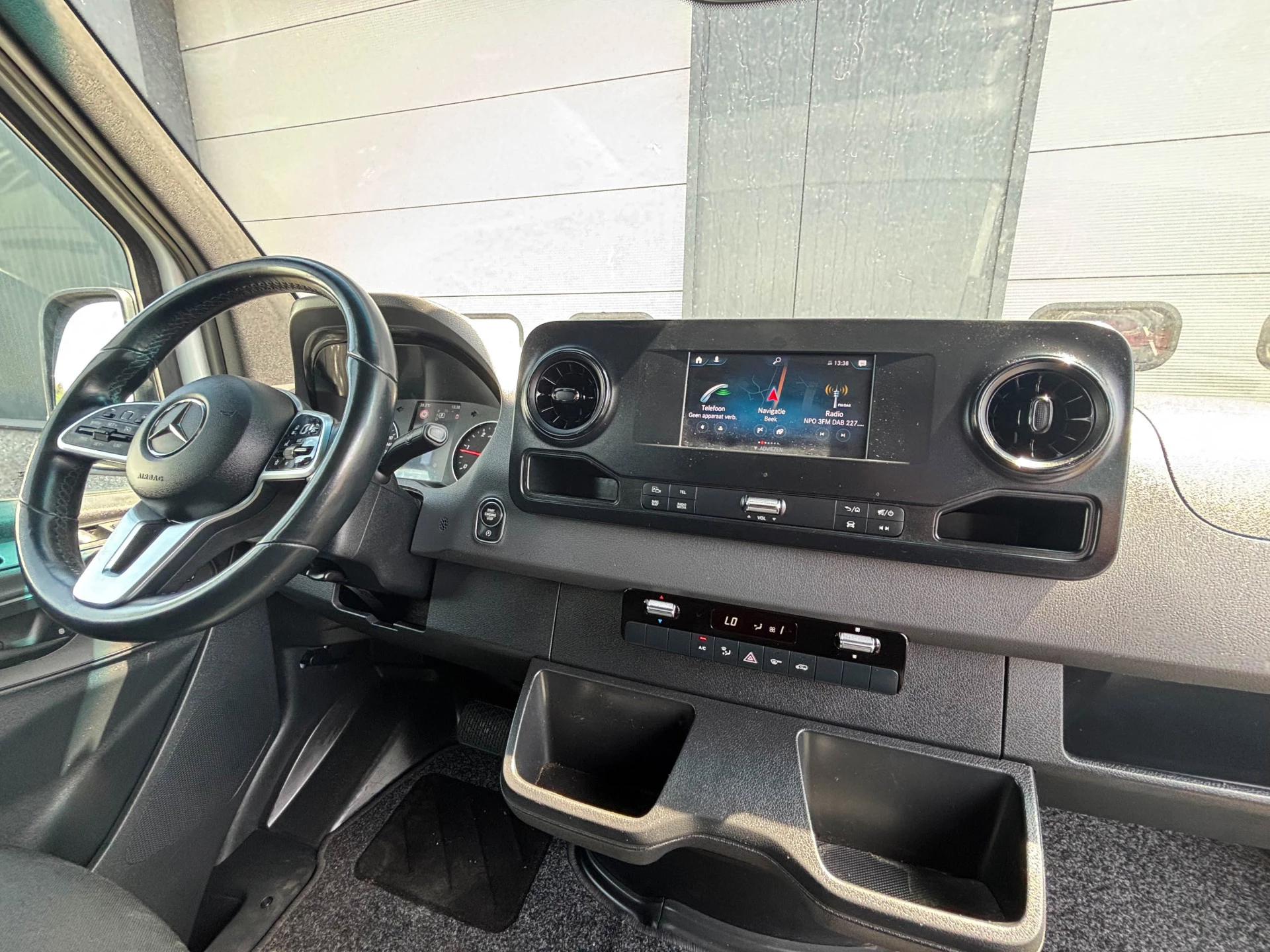 Mercedes-Benz Sprinter 2019 - 514 L3 H2 Dubbel Lucht DC Automaat Trekhaak image 15