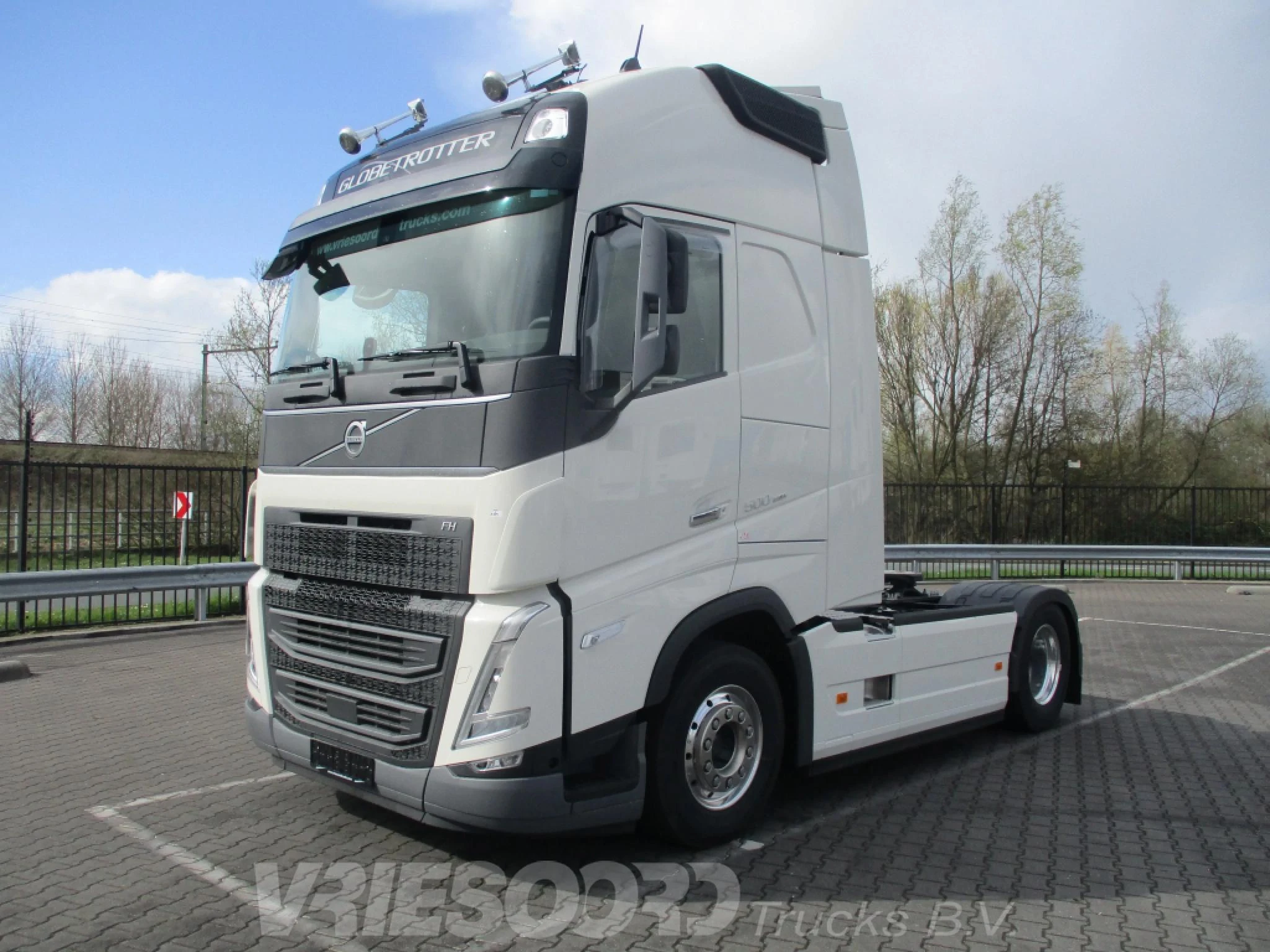 Volvo FH 2024 - VTC3T image 1