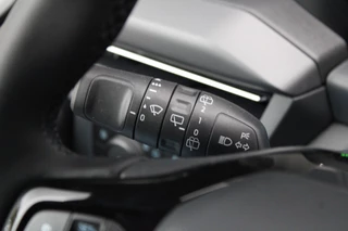 Ford Tourneo Custom 2025 - 340 2.5 PHEV L2H1 Titanium X 232pk | 2x Schuifdeur | ACC | 360 camera | Leder | Navi | Verwarmd stuurwiel | 19" LM velgen | Rijklaar image 23