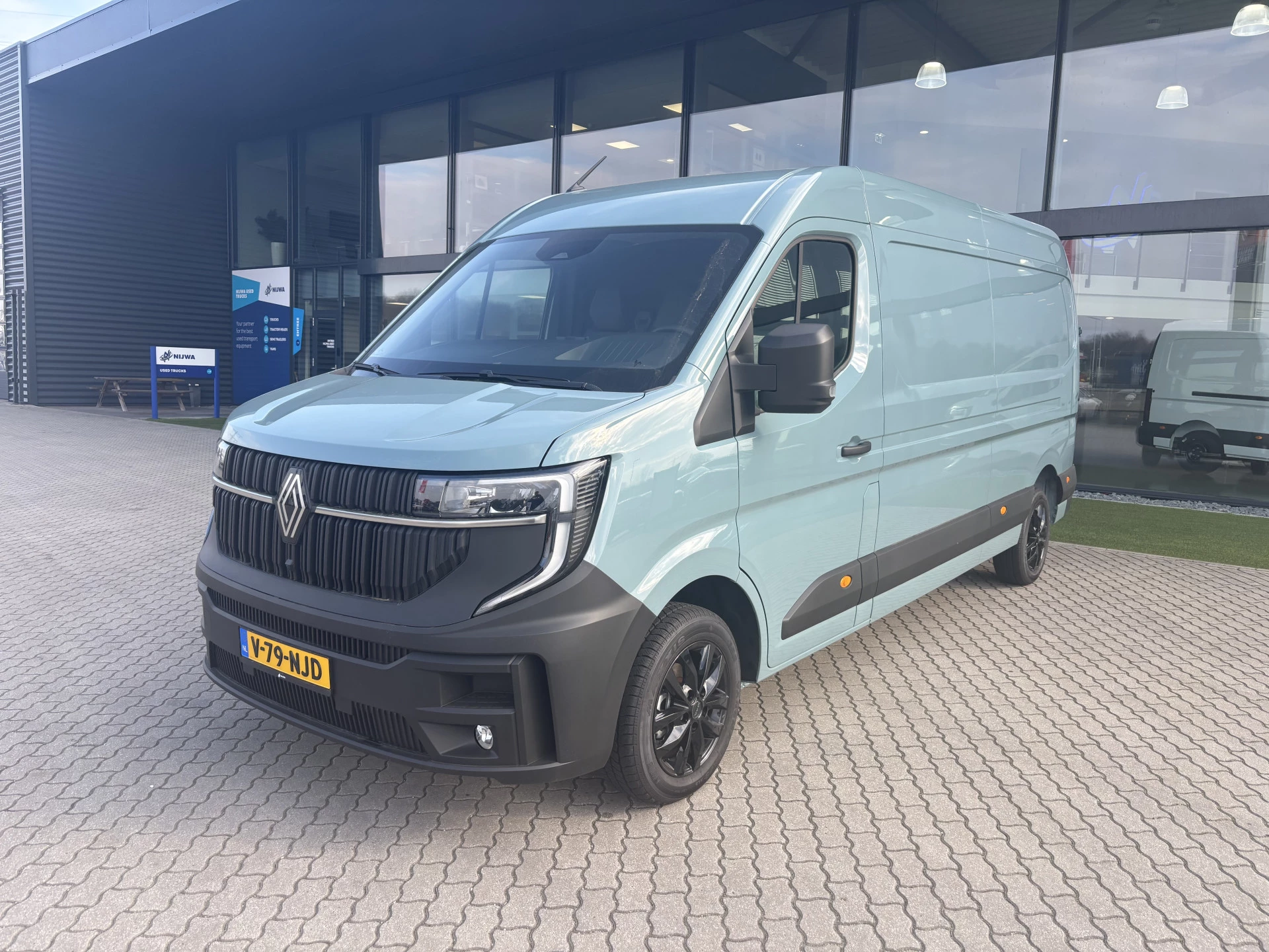 Renault Master 2024 - T35 130 L3H2 Binnenbetimmering + Carplay zdjęcie 1