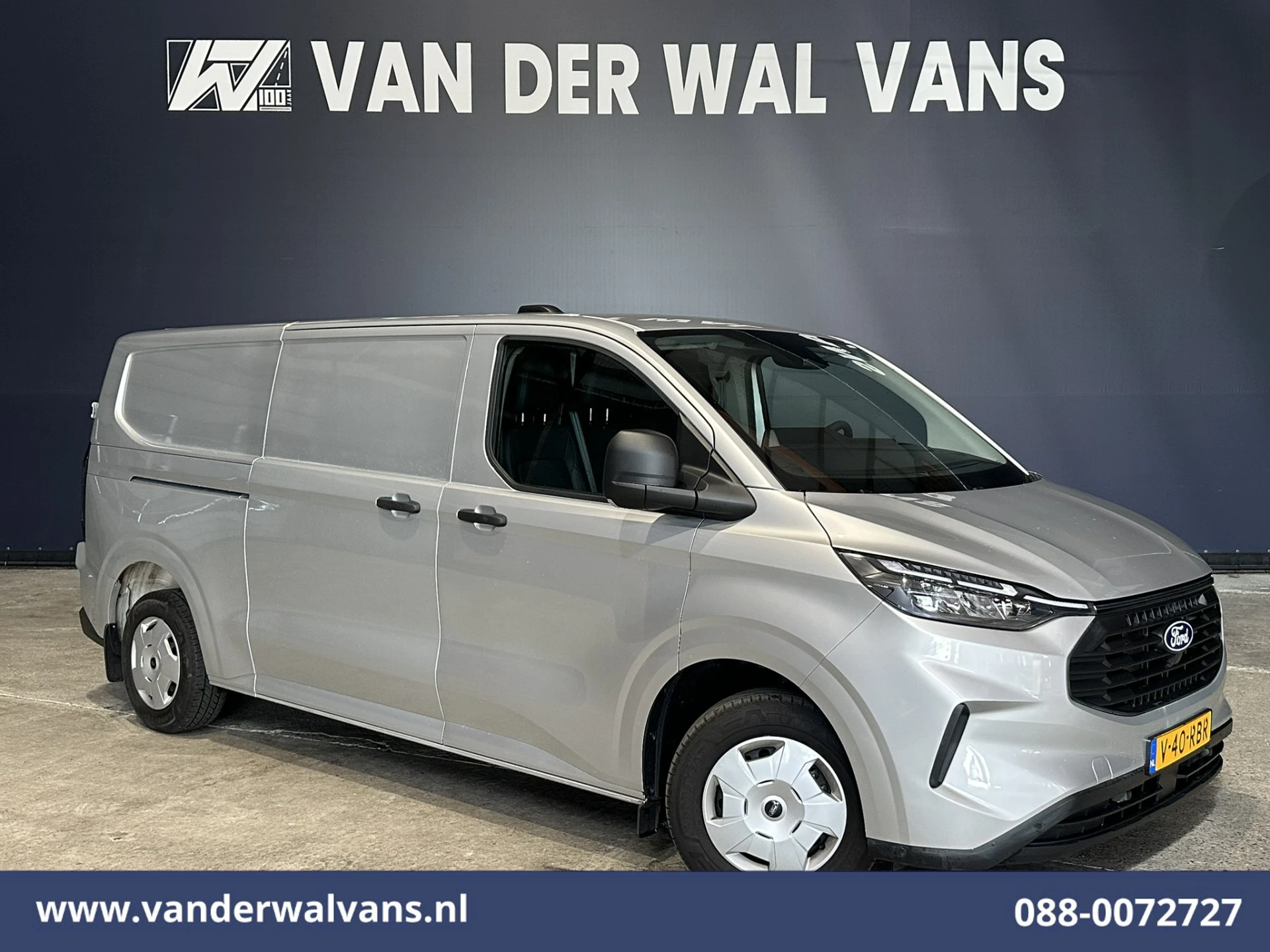 Ford Transit Custom 2024 - 2.0 TDCI 136pk L2H1 Euro6 Airco | Camera | Navigatie | Apple Carplay | LED | Cruisecontrol afbeelding 1