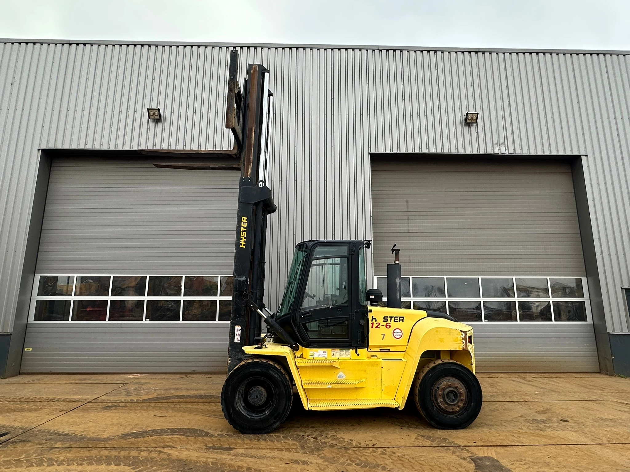 Hyster H12XM-6 2011 imagem 8