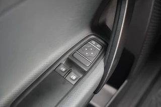 Mercedes-Benz eCitan 2026 - 112 Base L2 45 kWh 122pk - Cruise - Camera - PDC - Snelladen - Auto Clima - Rijklaar obrazek 17