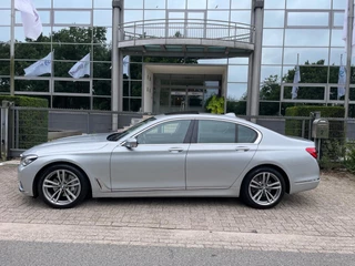 BMW 7 Series 2016 - 740d xDrive High Executive aut ,schuifd./ trekhaak image 2