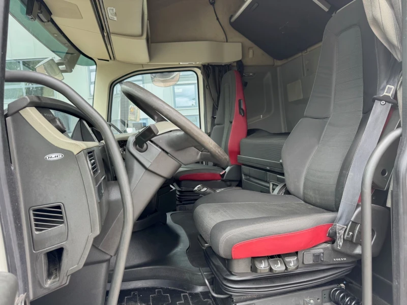 Volvo FH 2015 - 460 4X2 EURO 6 / GLOBETROTTER Bild 11