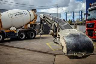 MAN TGS 2014 - 32.400BB+LIEBHERR 8M³+BAND/TAPIS 16m obrazek 5
