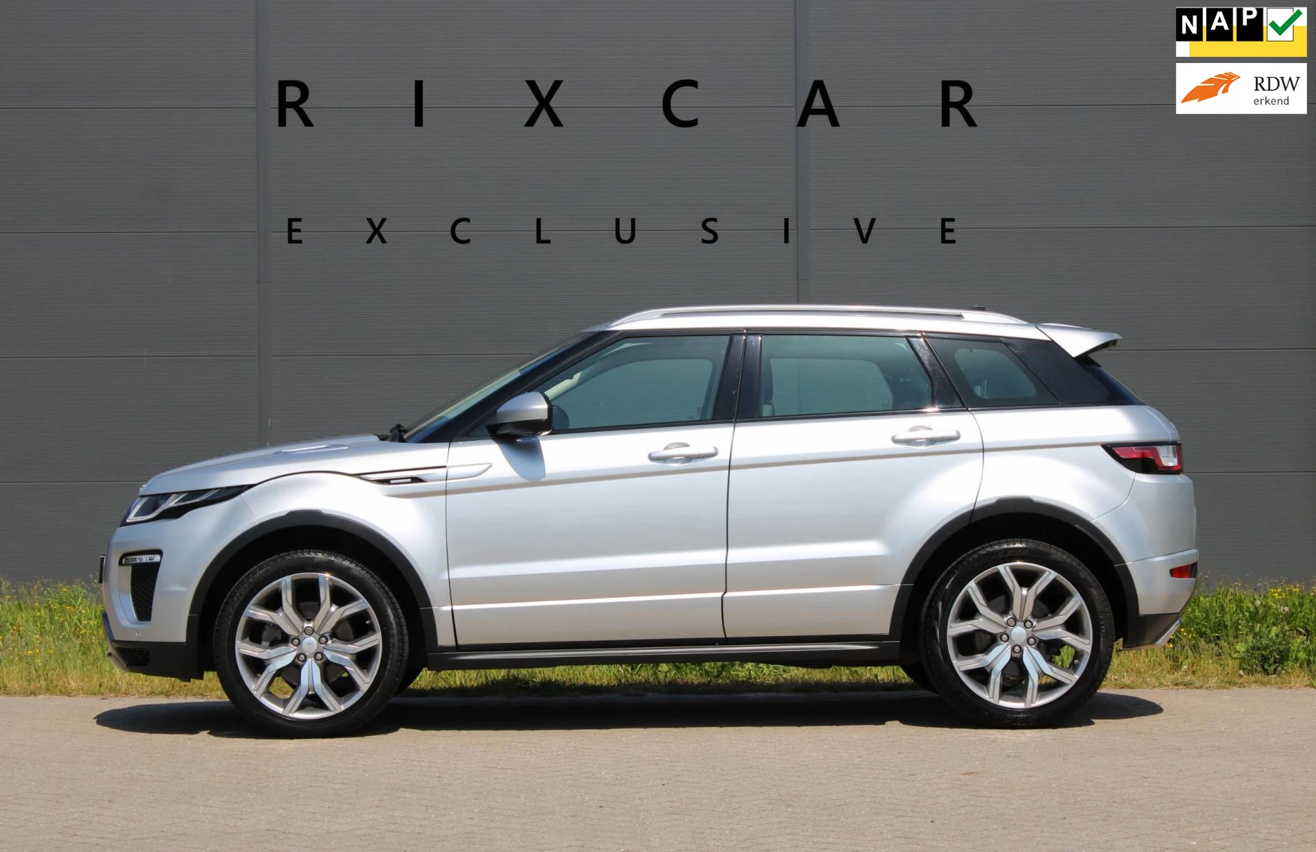 Land Rover Range Rover Evoque 2016 - 2.0 Si4 Autobiography 241PK !!NIEUWBINNEN!! afbeelding 1