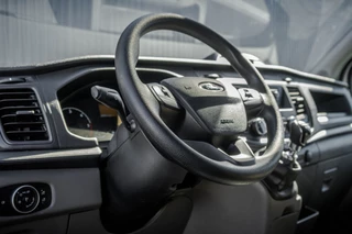 Ford Transit 2021 - **2.0 TDCI | Bakwagen met Laadklep | Euro 6 | 130 PK | Airco | Cruise** zdjecie 9
