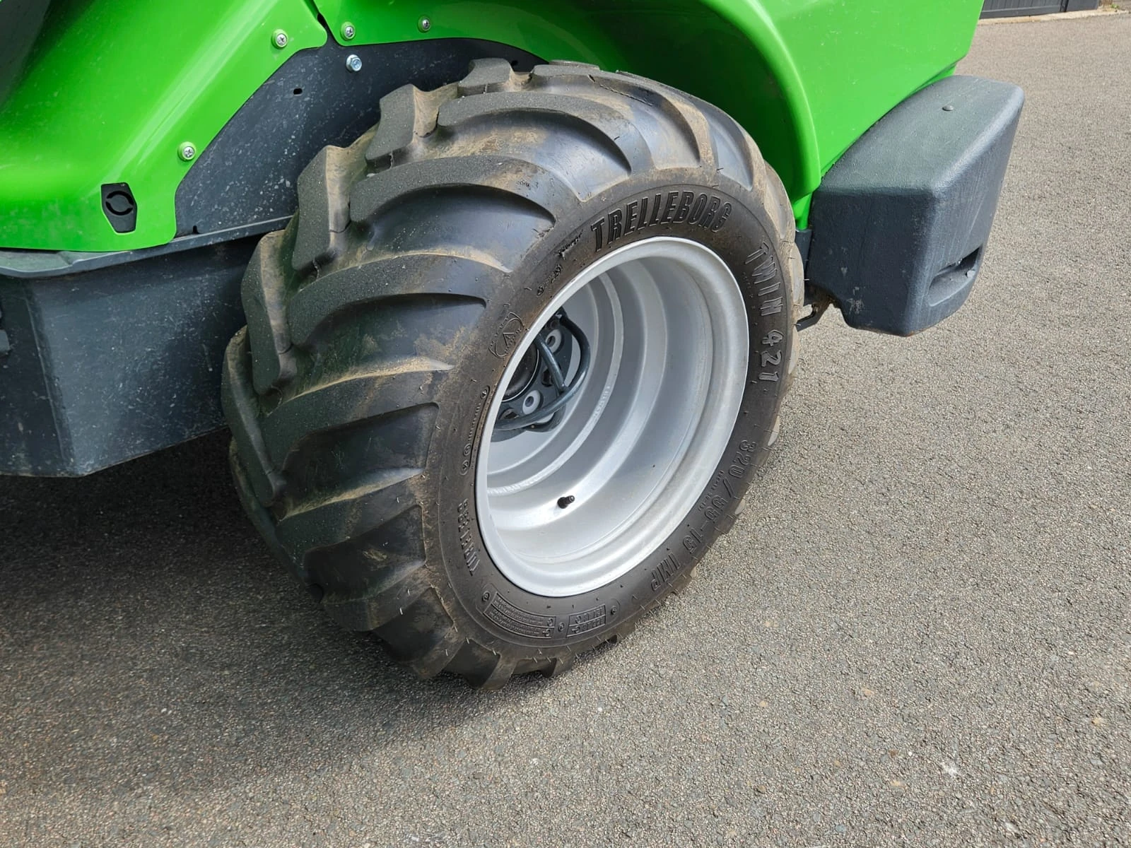 Avant 2025 - 755i TDL+ Mini-shovel afbeelding 20