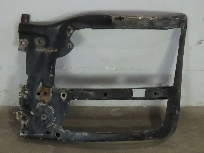 MAN - Body & Chassis Parts Bumper Li. imagen 1