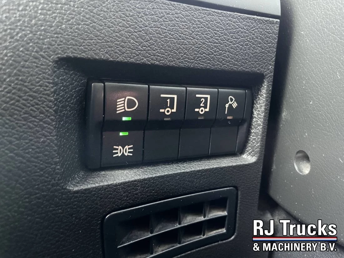 Mercedes-Benz Actros 2020 - 1845 Gigaspace - SoloStar | MirrorCam | VOITH Retarder | NL Truck image 31
