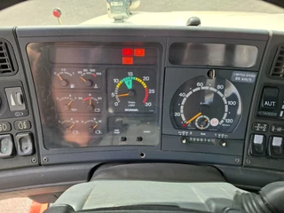 Scania T 2001 - T144-460 / 6X4 / RETARDER / 2XBIG AXLE / HYDRAULICS / FULL STEEL / DRUM BRAKES / ONLY:450014 KM / EURO-2 / 2001 zdjecie 17