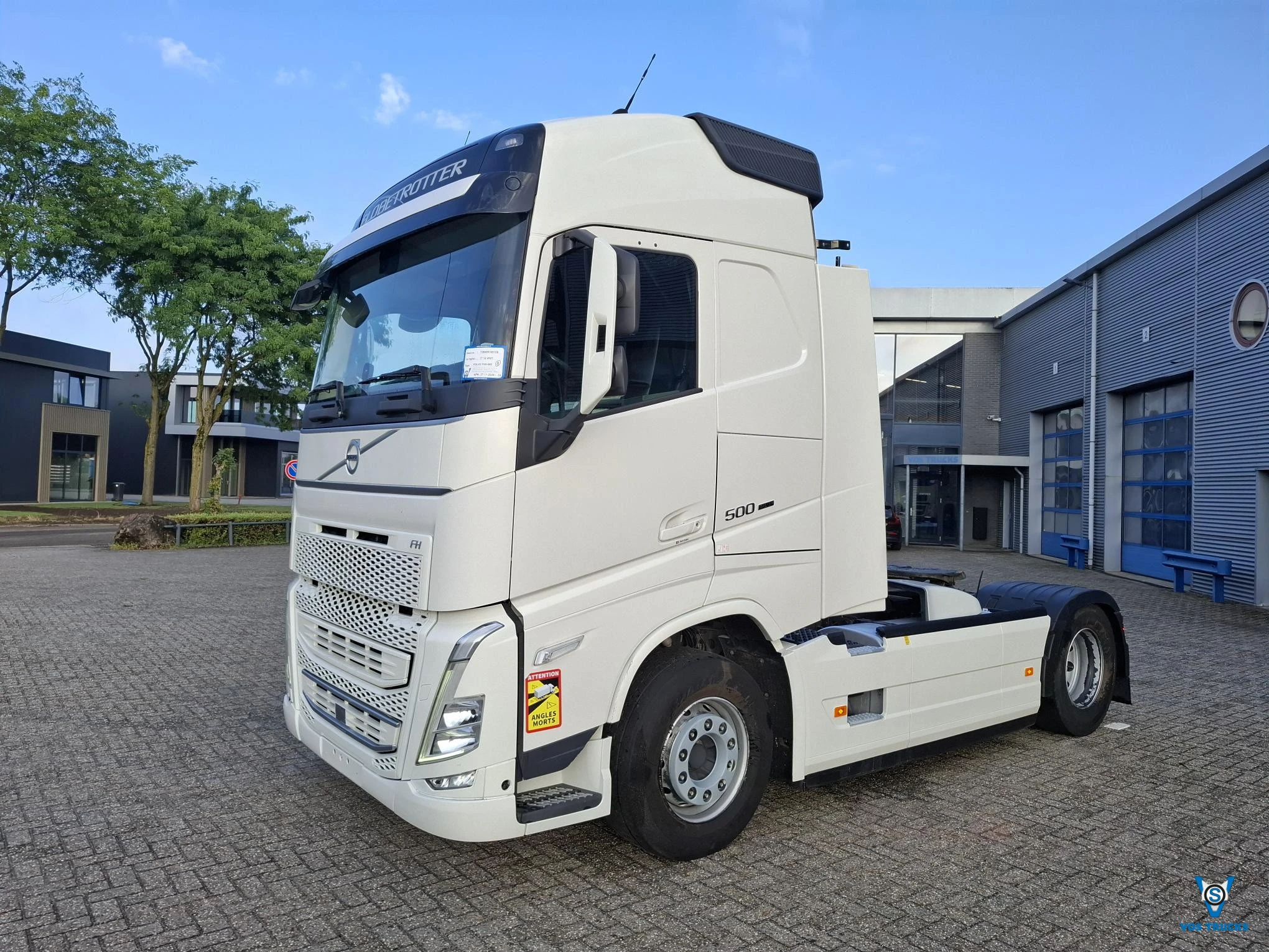 Volvo FH 2021 - FH5-500 / VEB+ / 607007 KM / I-PARKCOOL / NB CHASSIS / DOUBLE TANK / FULL-SPOILER / 2XBED / FRIDGE / LWDS / AUTOMATIC / EURO-6 / 2021 afbeelding 1