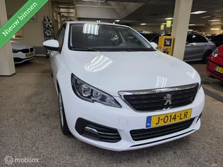 Peugeot 308 2020 - SW 1.2 PureTech Active in vendita