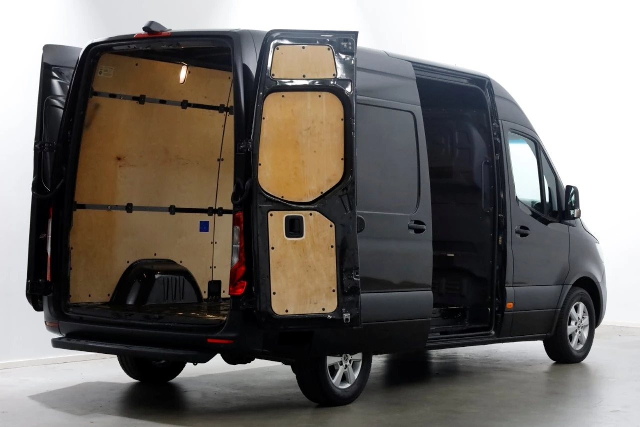 Mercedes-Benz Sprinter 2019 - 314 CDI 143pk RWD L2H2 Airco/Navi/Camera 11-2019 image 12