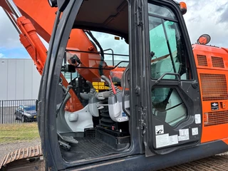 Hitachi N/A 2015 - ZX225USLC-5B excavator, 2015 year, Fresh condition! zdjecie 7